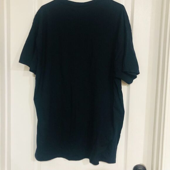 Well I'm Older Now But I'm Still Runnin' Against The Wind Men's T-Shirt Black XL - Picture 6 of 6